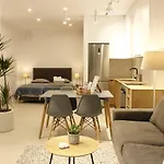 Collective Urban In Apartamento Tirana
