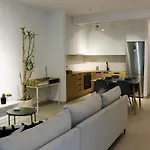 Collective Urban In Apartamento Tirana