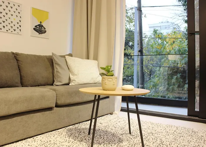 Collective Urban In Apartament *